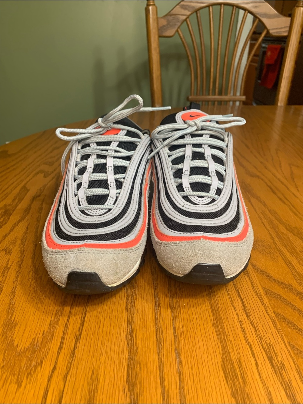 Youth sized Nike Air Max in size 7.